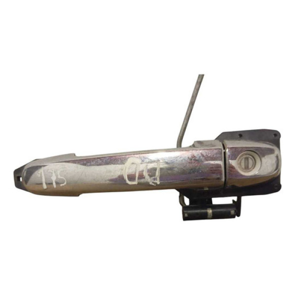 Maçaneta Dianteira Direita Toyota Hilux 2017 A 2020 635404