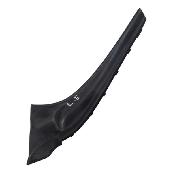 Acabamento Do Paralama Diant Esq Nissan Versa 2012 13 2014