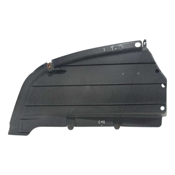 Acabamento Parachoque Tras Direito C180 1.8 Cgi 2012 A 2014