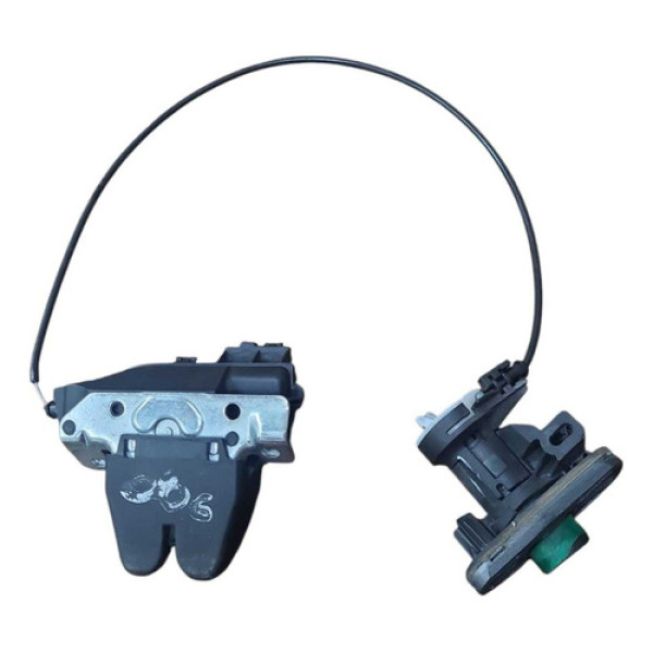 Fechadura Porta Malas Mercedes C180 1.8 Cgi 2012 2013 2014