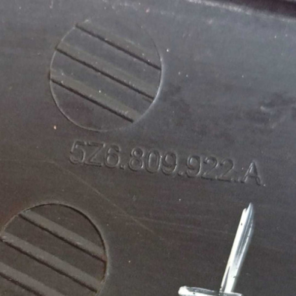 Moldura T.d Crossfox  Ano 2010 A 2015 5z6809922a